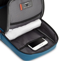 Vnútorné vrecká a priehradky Vnitřní kapsy a přihrádky