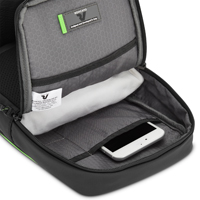 Vnitřní kapsy a přihrádky