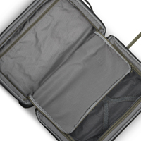 Interiér dělený na dvě poloviny